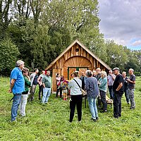 Grüne besuchen den NABU auf der Sumselwiese